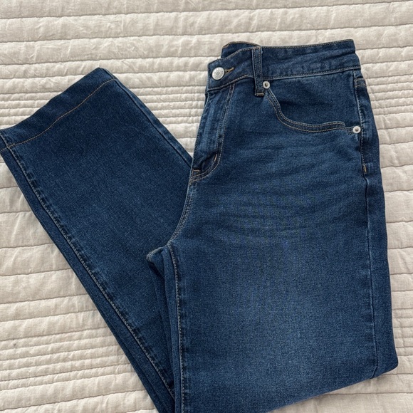 Classic Blue Women's Jeans - Picture 1 of 4